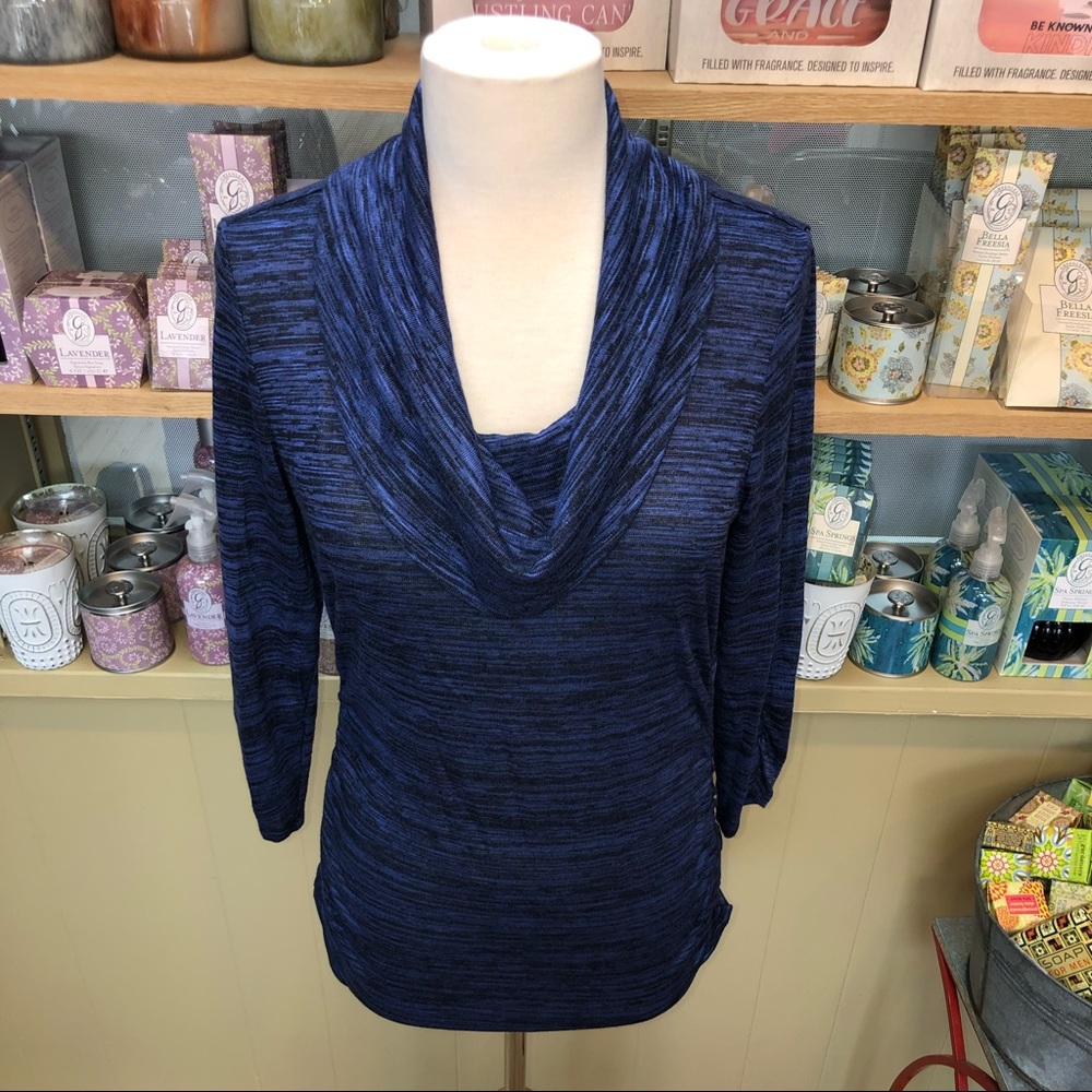Blue sweater top